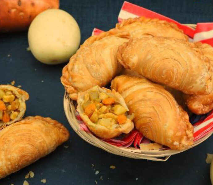 CURRY POTATO PUFF